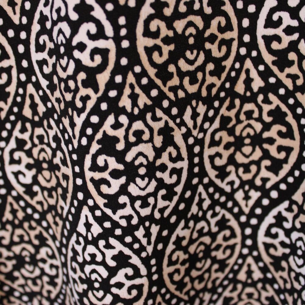 Chico’s Black Geometric Blouse workwear Size 2 - Picture 5 of 7